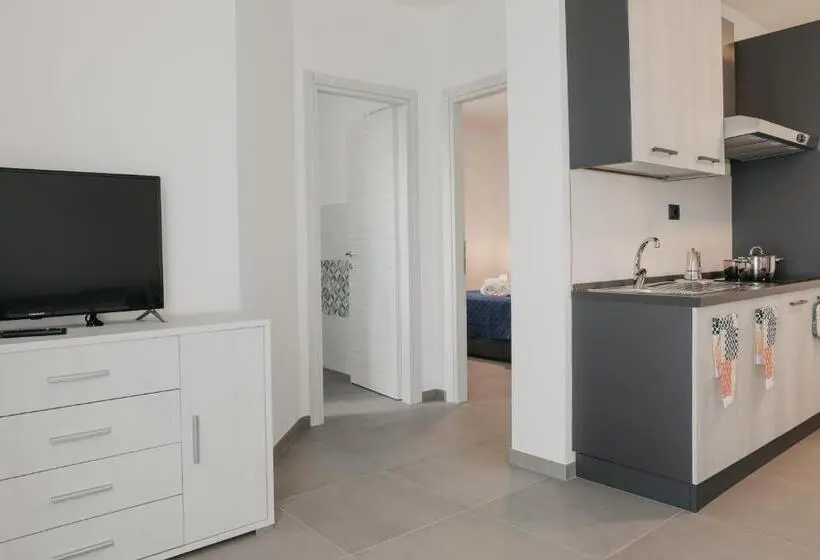 آپارتمان 1 خوابه با بالکن, Residence Vazzieri