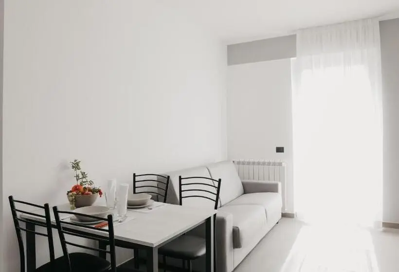 آپارتمان 1 خوابه با بالکن, Residence Vazzieri