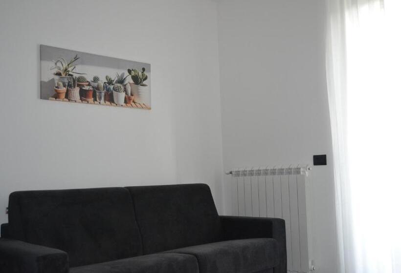 آپارتمان 1 خوابه با بالکن, Residence Vazzieri