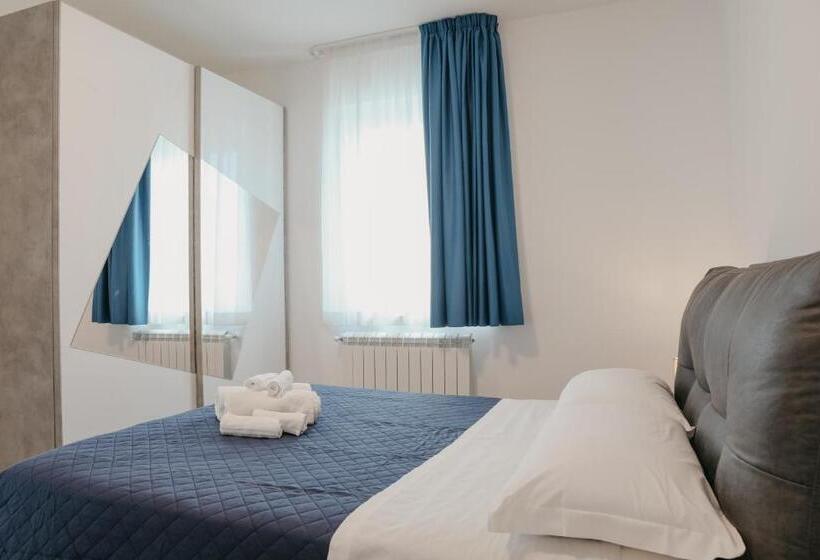 آپارتمان 1 خوابه با بالکن, Residence Vazzieri