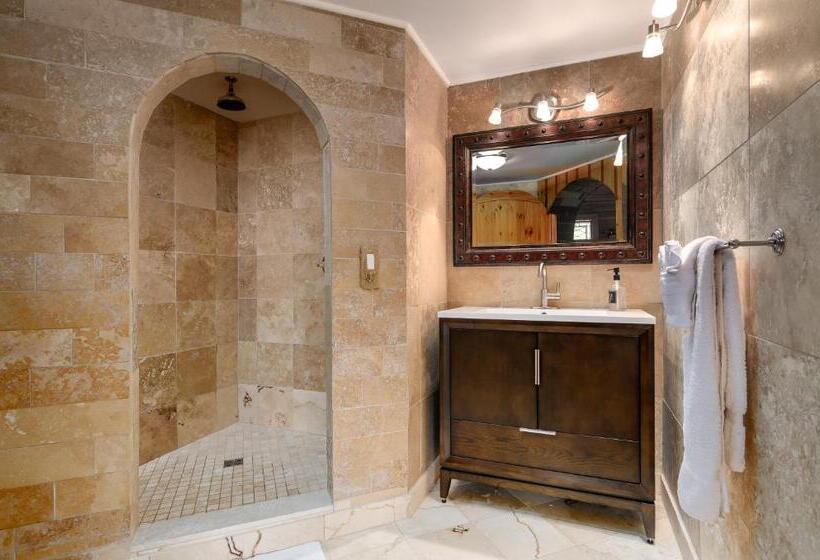 غرفة ديلوكس سرير كينج, New Park Venue & Suites