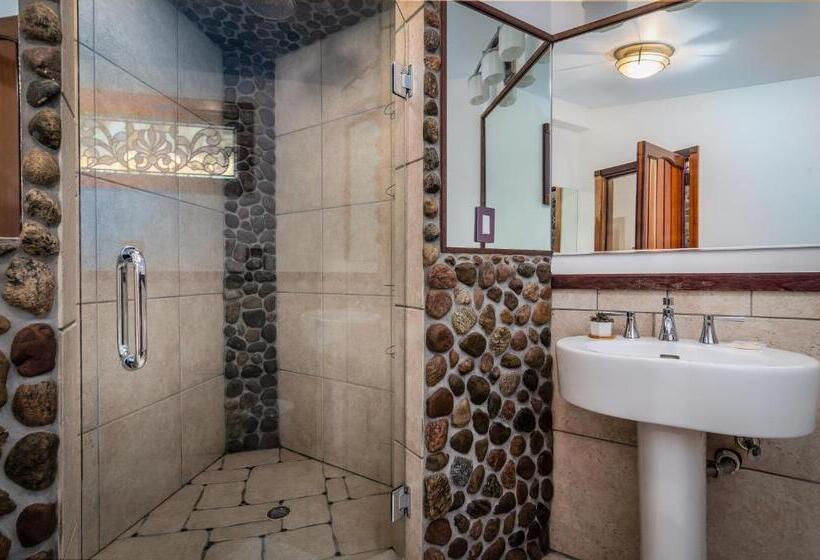 غرفة ديلوكس رباعية, New Park Venue & Suites