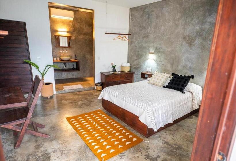 스탠다드 룸 풀장 전망, Casa Monika