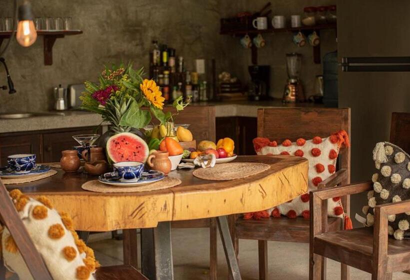 스탠다드 룸 풀장 전망, Casa Monika