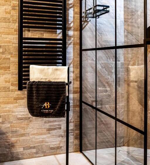 Номер Стандарт с Гидромассажем, Il Piccolo Borgo   Suite