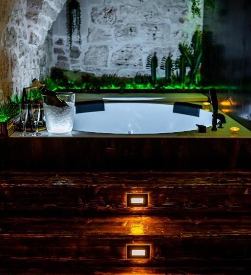 Номер Стандарт с Гидромассажем, Il Piccolo Borgo   Suite