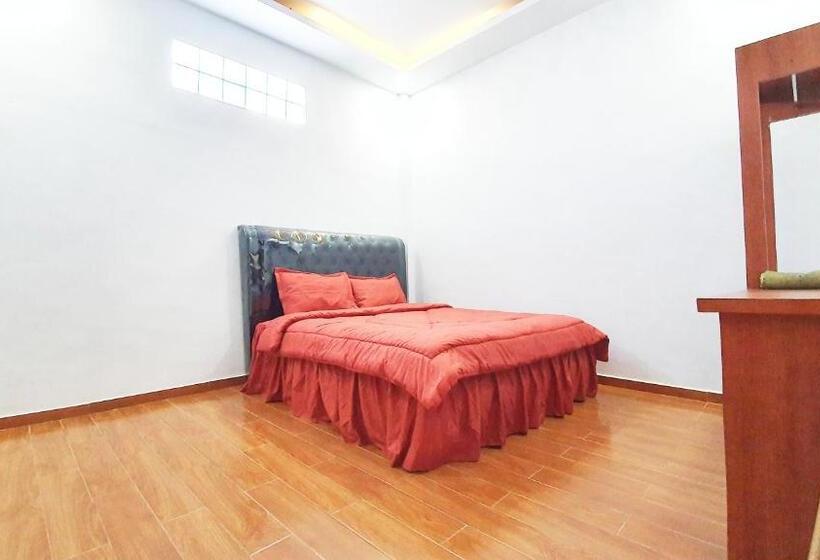 Стандартный Номер Кровать Кинг, Depik Inn