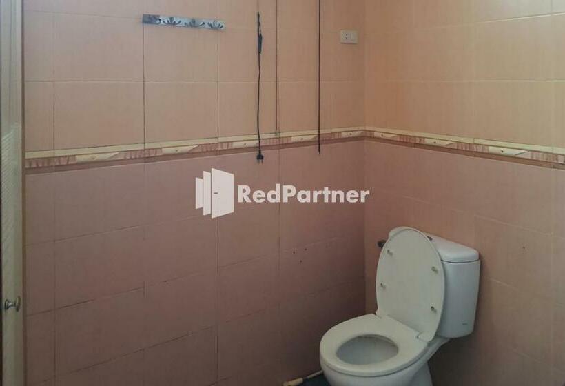 디럭스 룸, Homestay Lotus Bangka Mitra Reddoorz