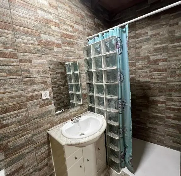 スタンダード４人部屋, Alojamiento Cerro D La Salina