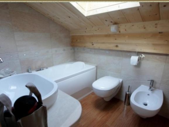 Четырехместный Номер Стандарт, B&b La Soldanella