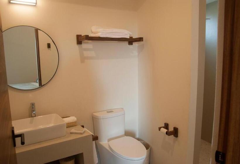 エコノミールーム, Casa Lulú