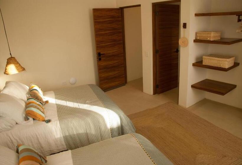 デラックスルーム, Casa Lulú