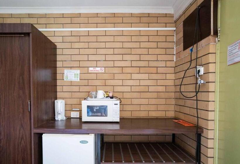 Номер Стандарт Трехместный, Grand Hotel Motel