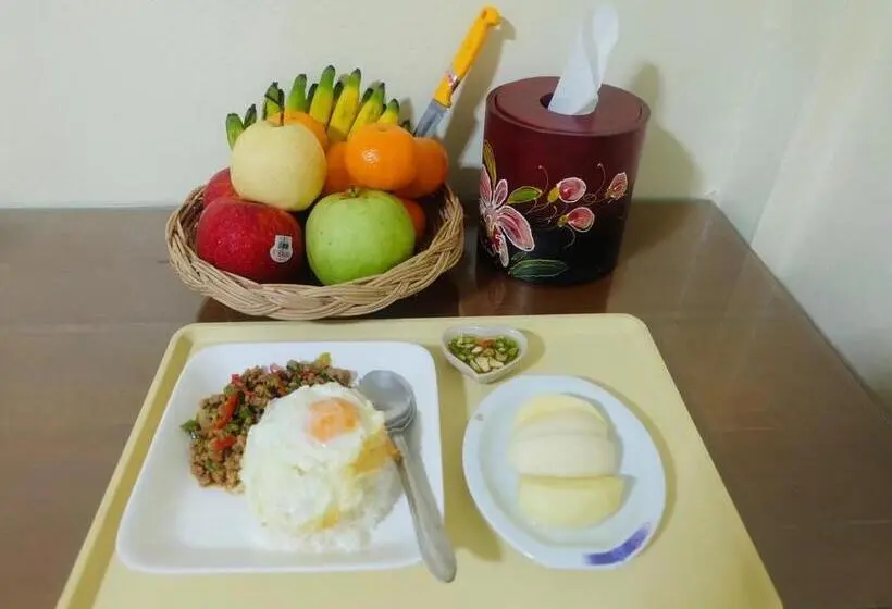 اتاق لوکس, The Best House&hostel