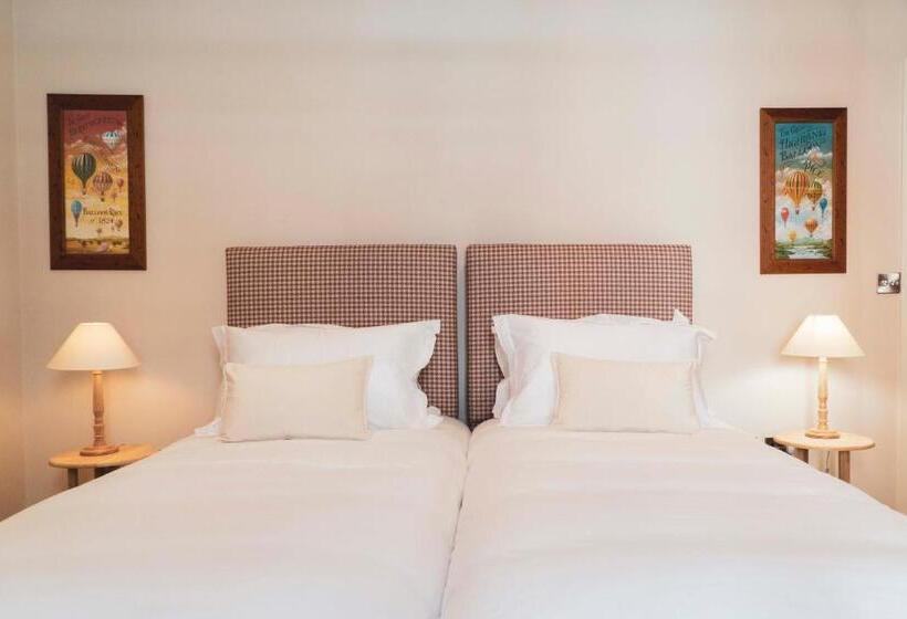 חדר סטנדרט, The Ship Inn