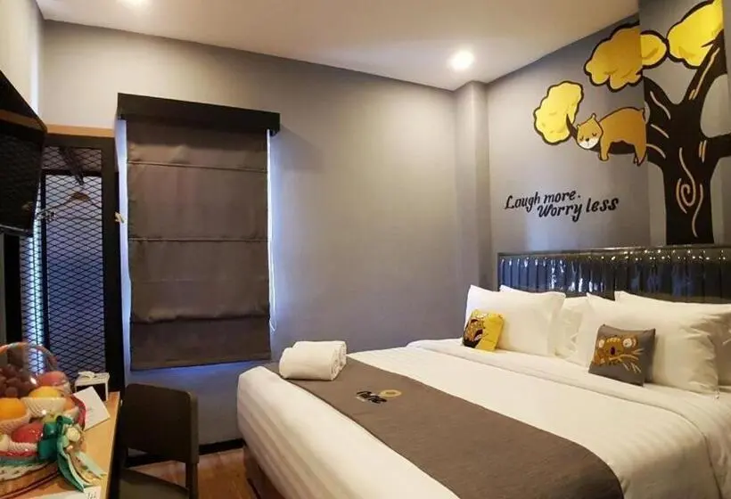 Deluxe Rum, Nine