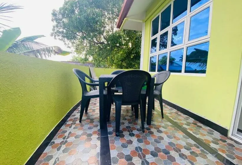 اتاق لوکس سه تخته, Hedheykuri Residence Fuvahmulah