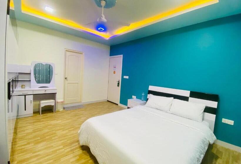 اتاق خانوادگی, Hedheykuri Residence Fuvahmulah
