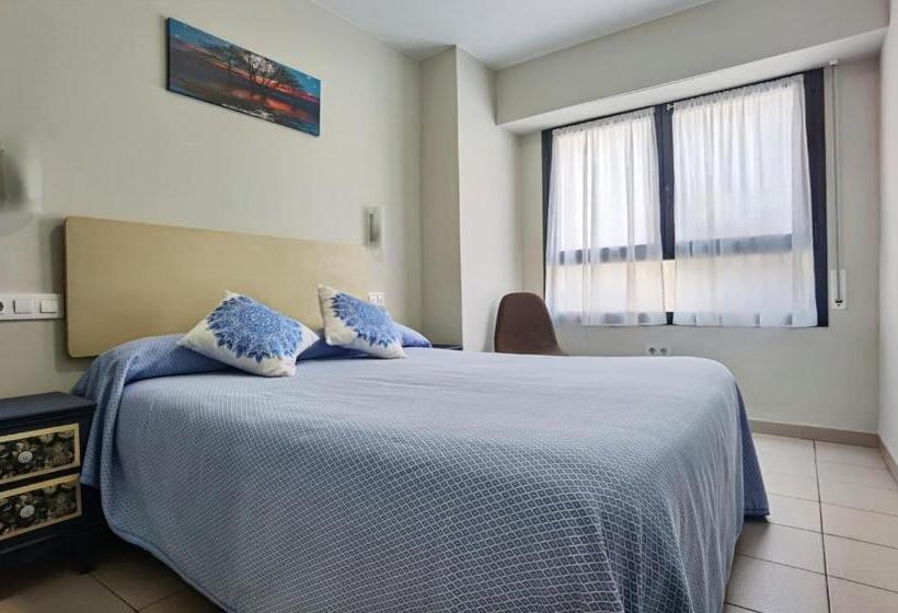 اتاق استاندارد, Hostal Rigau