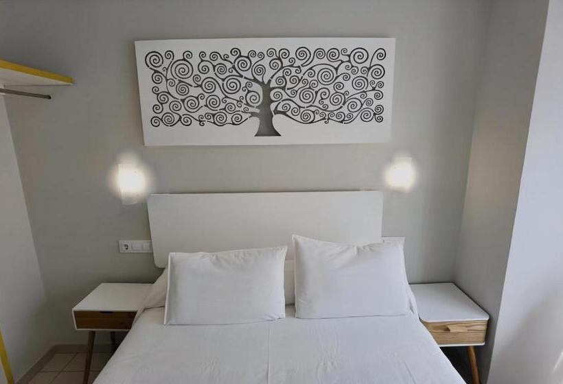 اتاق استاندارد, Hostal Rigau