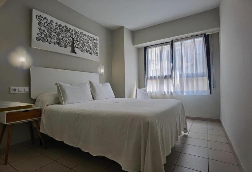 اتاق استاندارد, Hostal Rigau