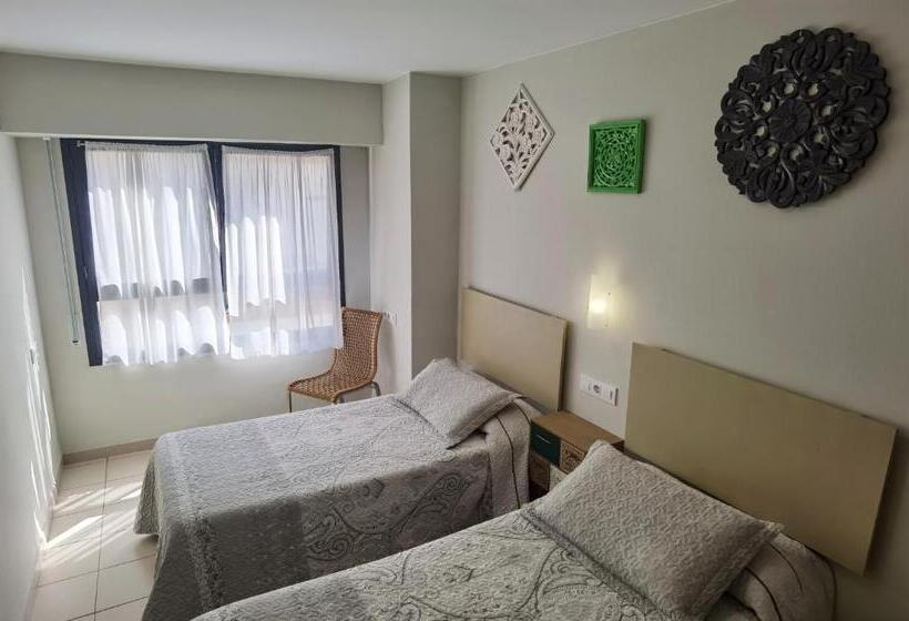 Номер Стандарт, Hostal Rigau