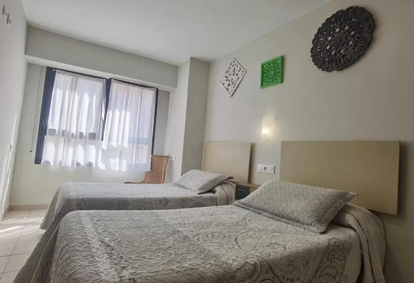 اتاق استاندارد, Hostal Rigau