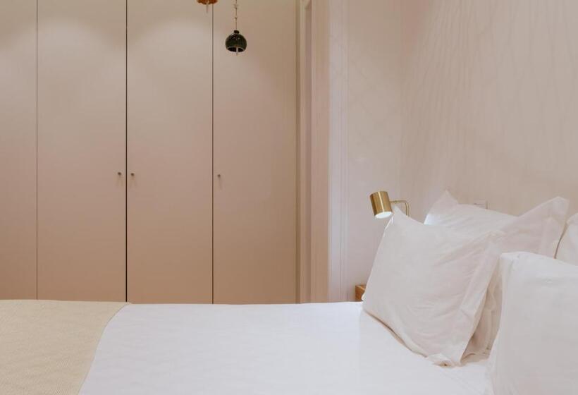 标准间, A Casa Brava