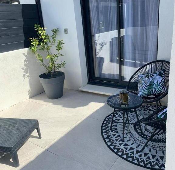 Номер Deluxe, Amoremio