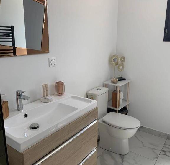 Номер Deluxe, Amoremio