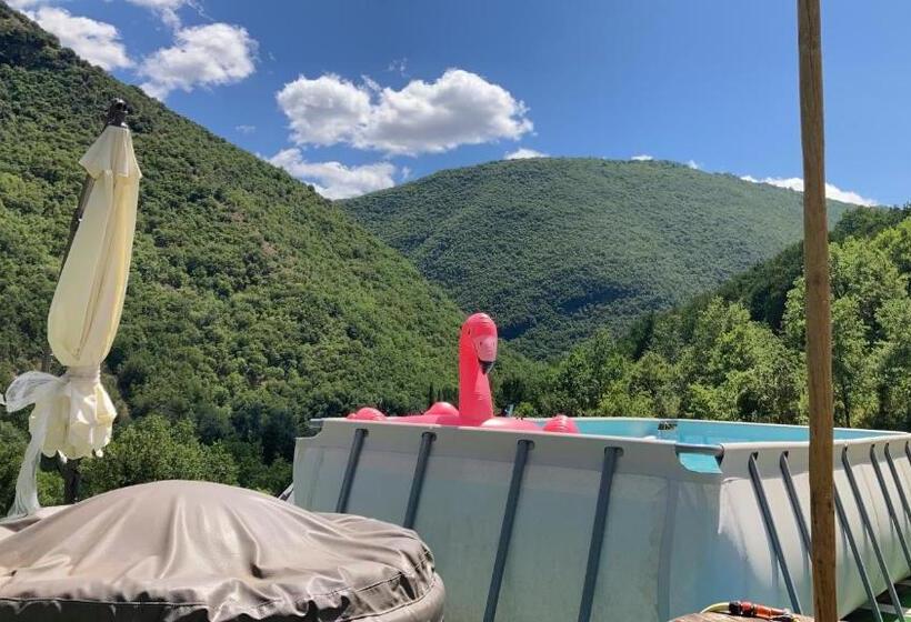 منزل 3 غرف نوم, Casale Nella Valle