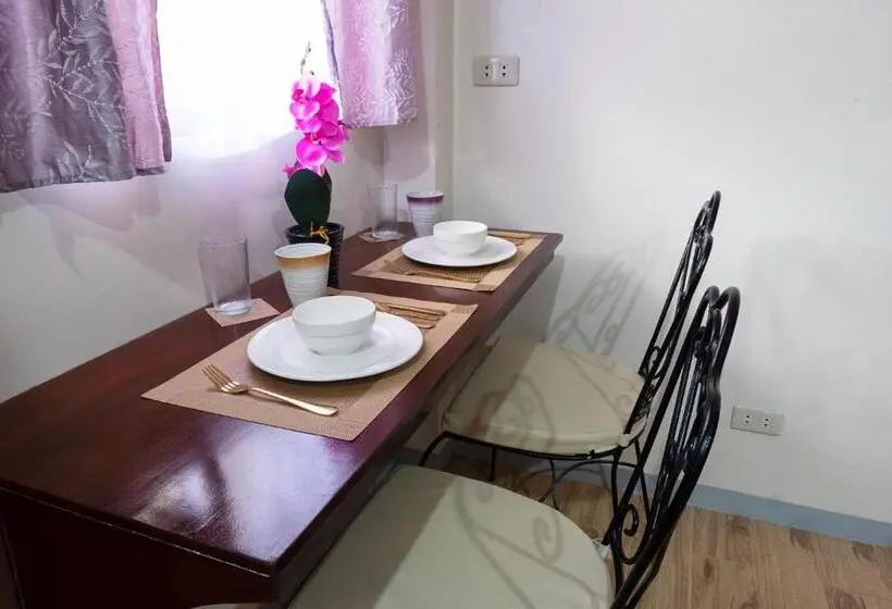 Deluxe-huone, Luis Miguel S Place