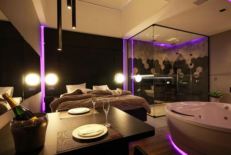 Люкс с гидромассажем, Savana