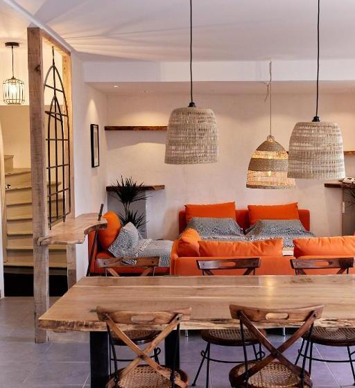 标准房带园景, La Breizhidence