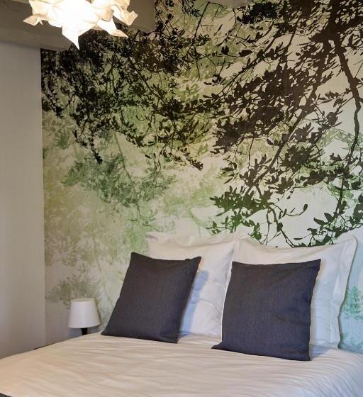 标准房带园景, La Breizhidence