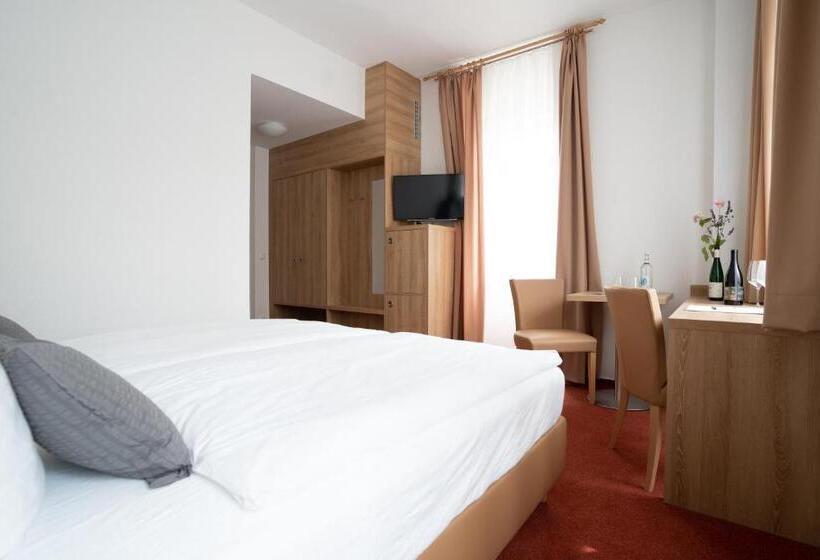 غرفة قياسية, Nineofive