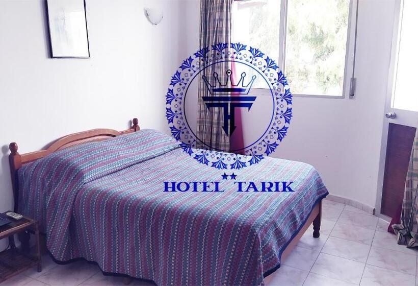 اتاق استاندارد یک نفره, Tarik Fnideq