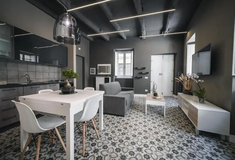 スイート, Palazzo Paladini   Luxury Suites In The Heart Of The Old Town