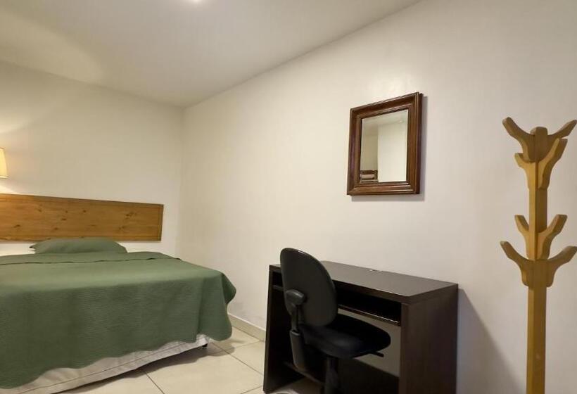 Номер Стандарт, Gayfriendly Hostel Bsb Airport