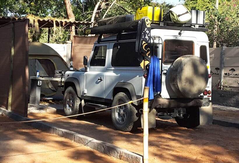 اتاق استاندارد, Victoria Falls Backpackers Lodge