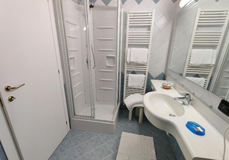 اتاق استاندارد یک نفره, Al Giardino