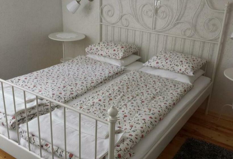 اتاق استاندارد, Guesthouse Stari Tišler