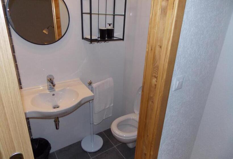 اتاق استاندارد سه نفره, Guesthouse Stari Tišler