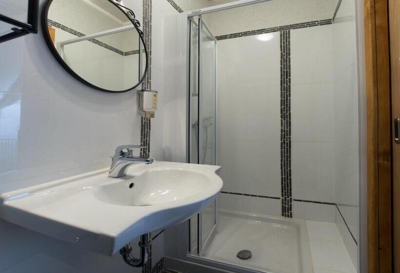 اتاق استاندارد سه نفره, Guesthouse Stari Tišler