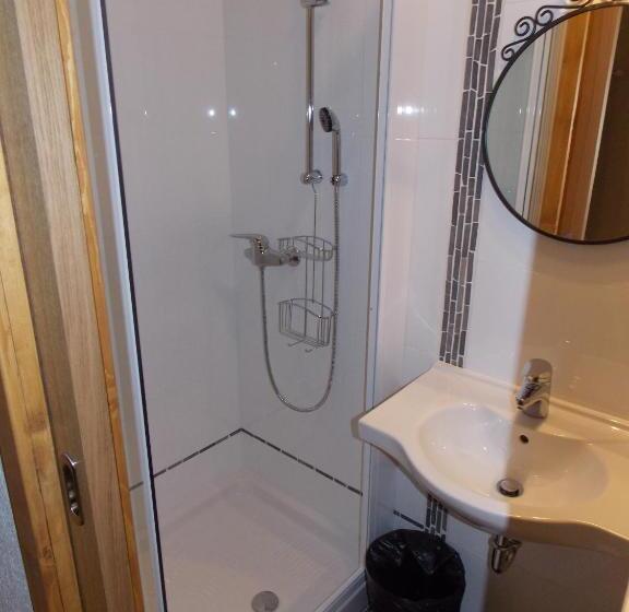 اتاق استاندارد چهار تخته, Guesthouse Stari Tišler