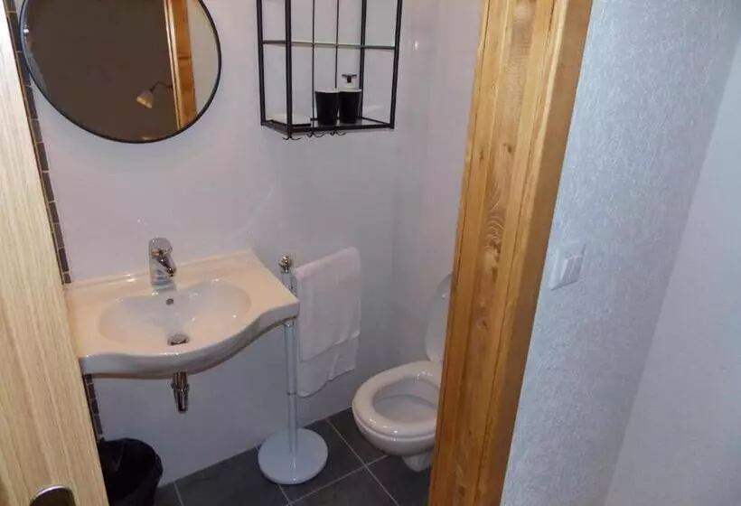 اتاق استاندارد چهار تخته, Guesthouse Stari Tišler