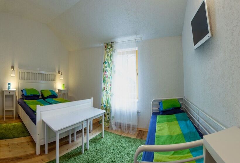 اتاق استاندارد سه نفره, Guesthouse Stari Tišler