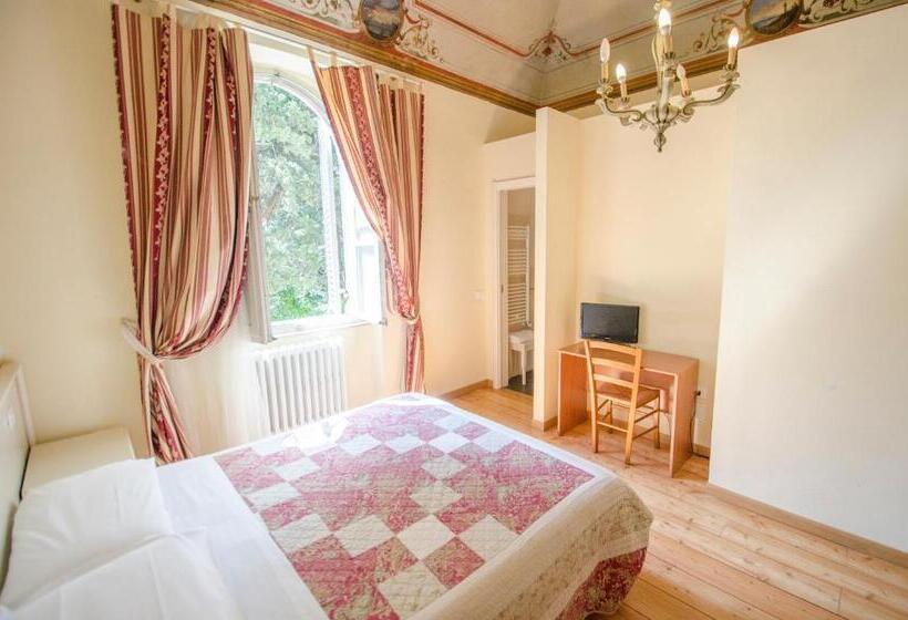 Habitació Quàdruple Estàndard, Iris