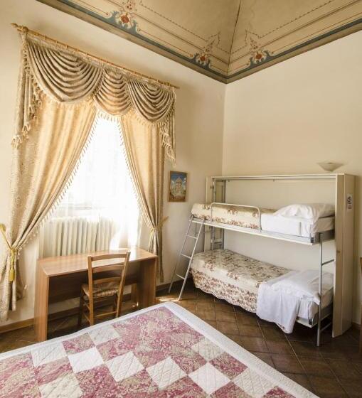 Habitació Quàdruple Estàndard, Iris