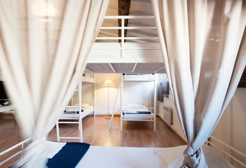 Кровать в Общей Комнате, Hostel Vertigo Vieux Port